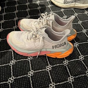 Hoka One One Clifton Running Shoes - Size 9 - Great Condition